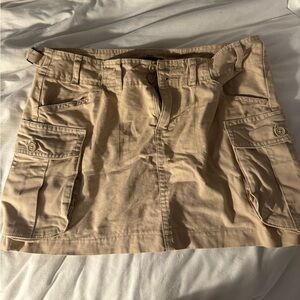 Brandy Melville khaki cargo skirt